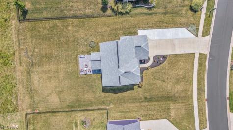 344 Heatherby NE Hartville OH 44632