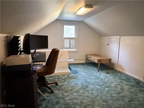 1688 Broadway Street Niles OH 44446