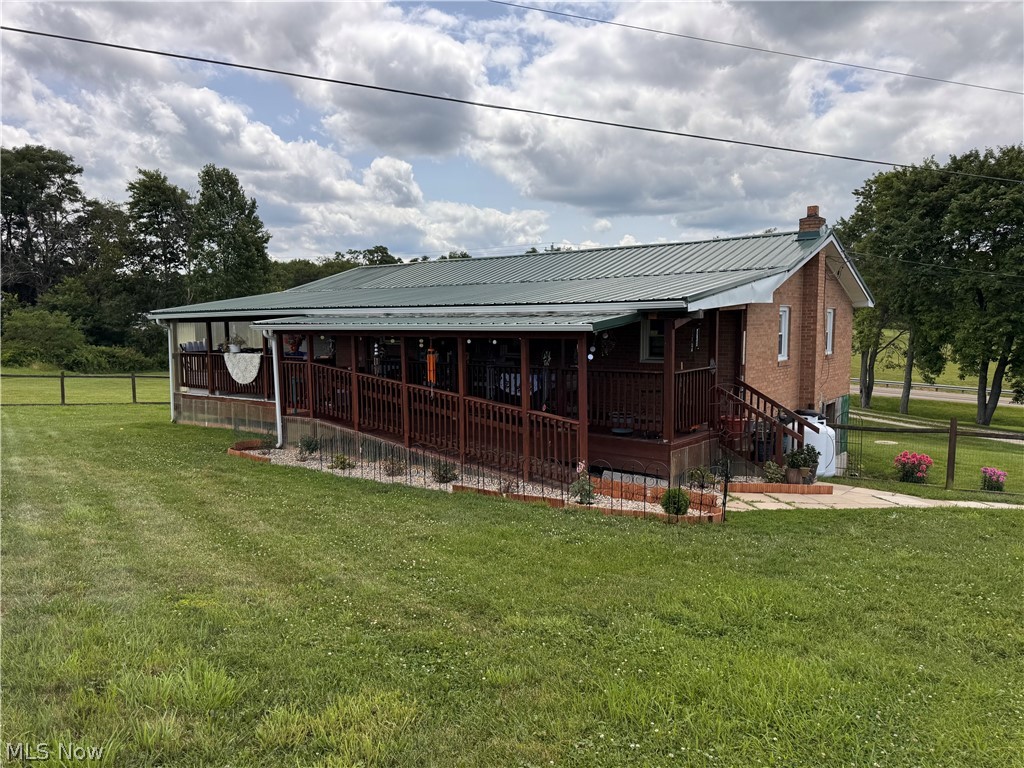 7054 Scio Road SW Carrollton OH 44615