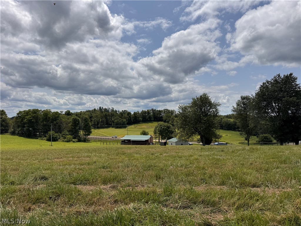 7054 Scio Road SW Carrollton OH 44615
