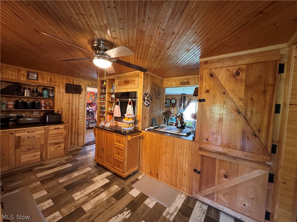 7054 Scio Road SW Carrollton OH 44615