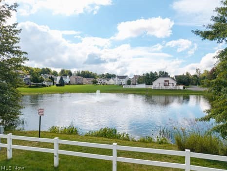 832 Queens Gate Way Wadsworth OH 44281