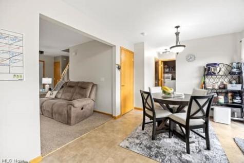 832 Queens Gate Way Wadsworth OH 44281