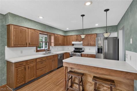 45319 Old Middle Ridge Road Amherst OH 44001