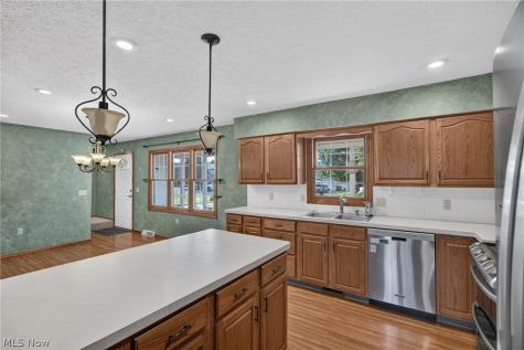 45319 Old Middle Ridge Road Amherst OH 44001