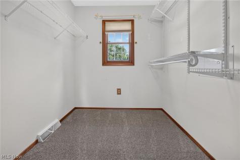 45319 Old Middle Ridge Road Amherst OH 44001