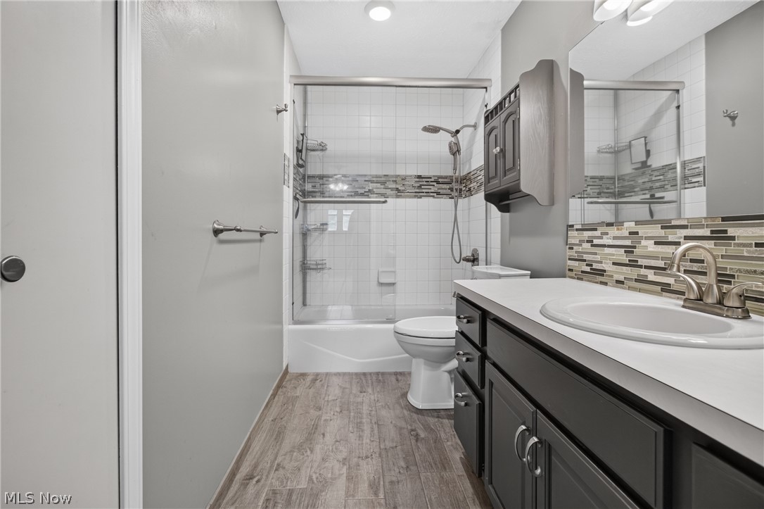 45319 Old Middle Ridge Road Amherst OH 44001