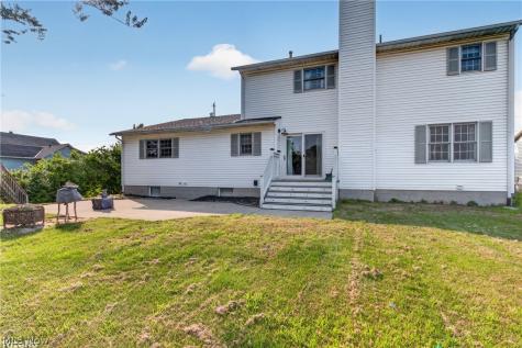 45319 Old Middle Ridge Road Amherst OH 44001
