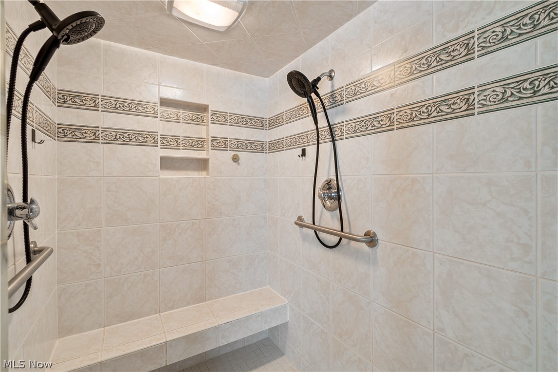 6182 Bertram Avenue NW Canton OH 44718