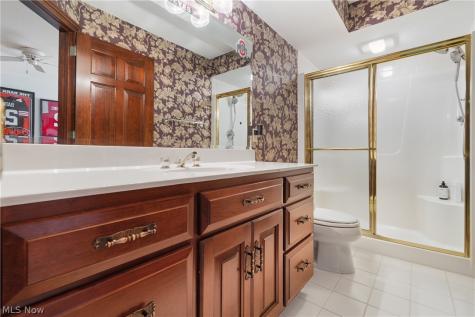 6182 Bertram Avenue NW Canton OH 44718