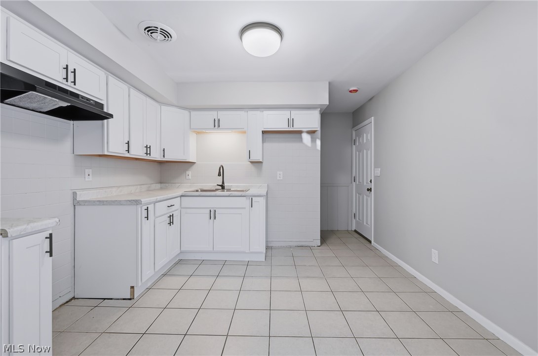 1647 Southern Boulevard NW Warren OH 44485