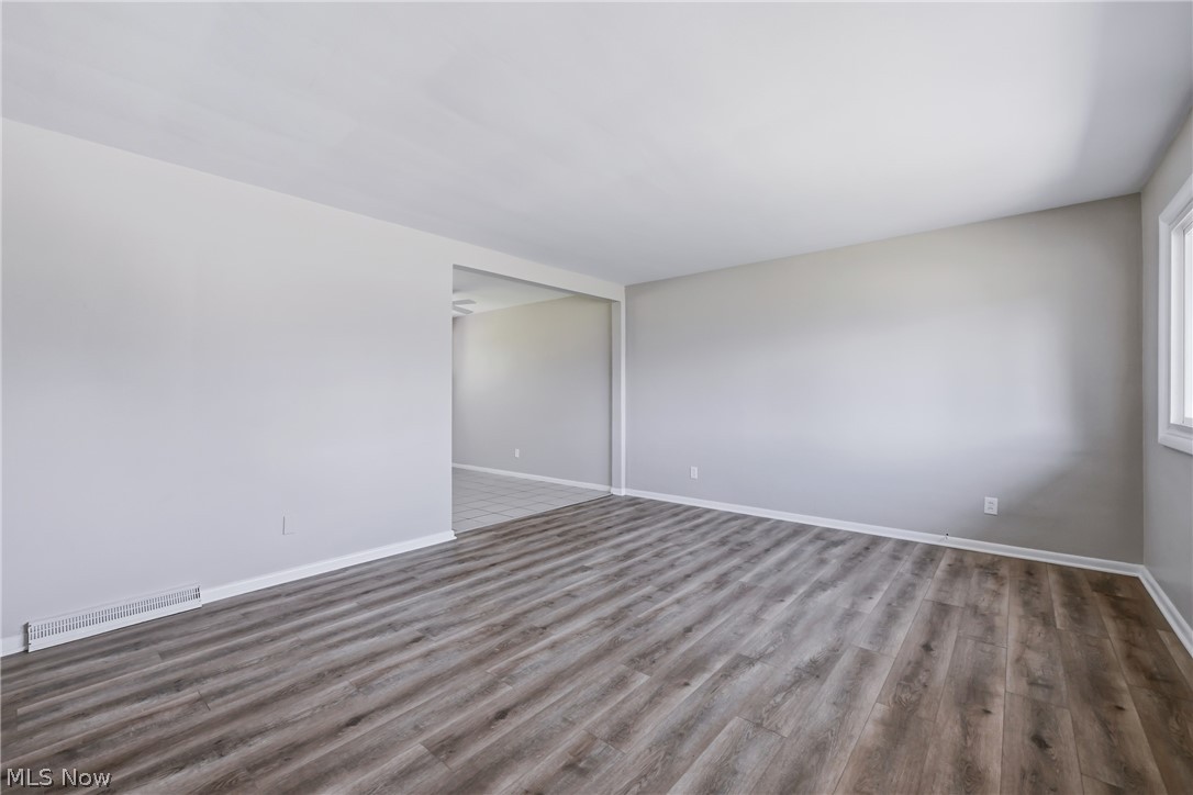 1647 Southern Boulevard NW Warren OH 44485