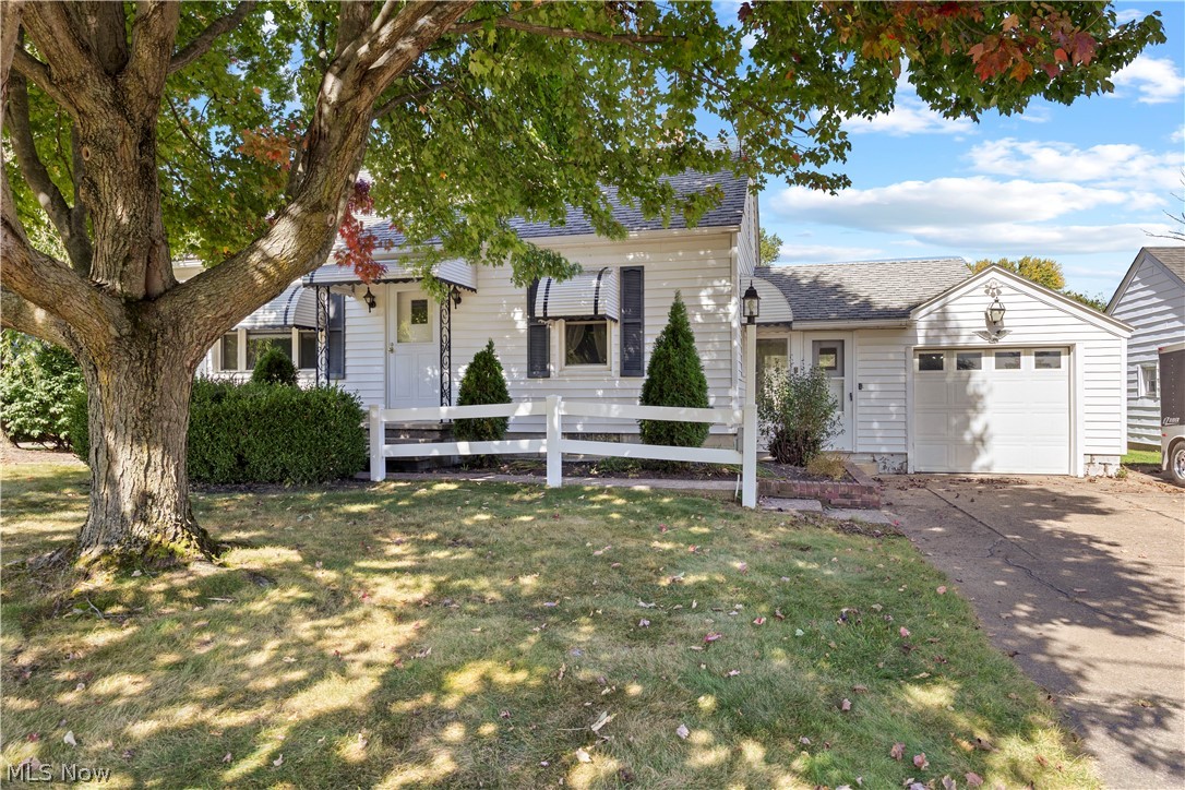 111 Yunker Court Elyria OH 44035