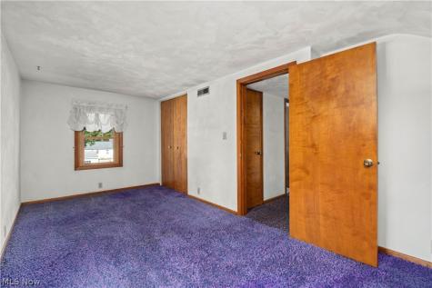 111 Yunker Court Elyria OH 44035
