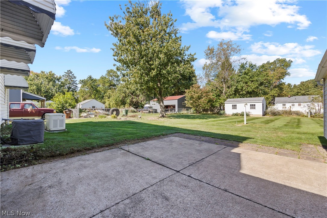 111 Yunker Court Elyria OH 44035