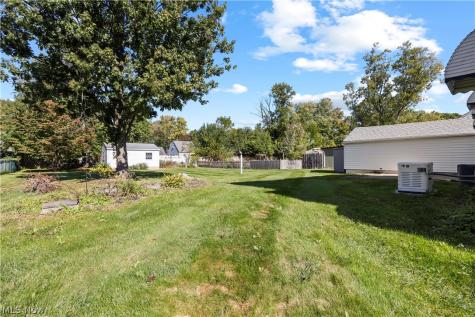 111 Yunker Court Elyria OH 44035