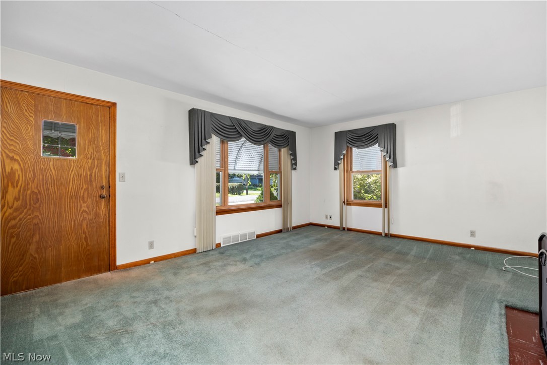 111 Yunker Court Elyria OH 44035