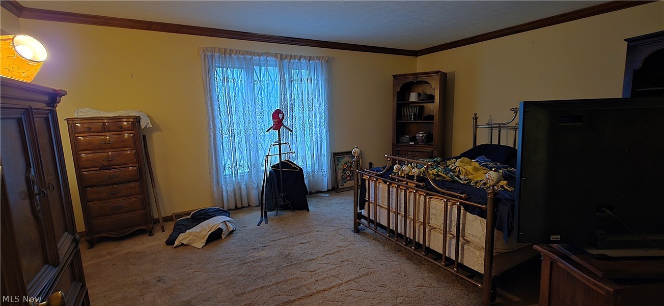 325 Brookshire Oval Hinckley OH 44233