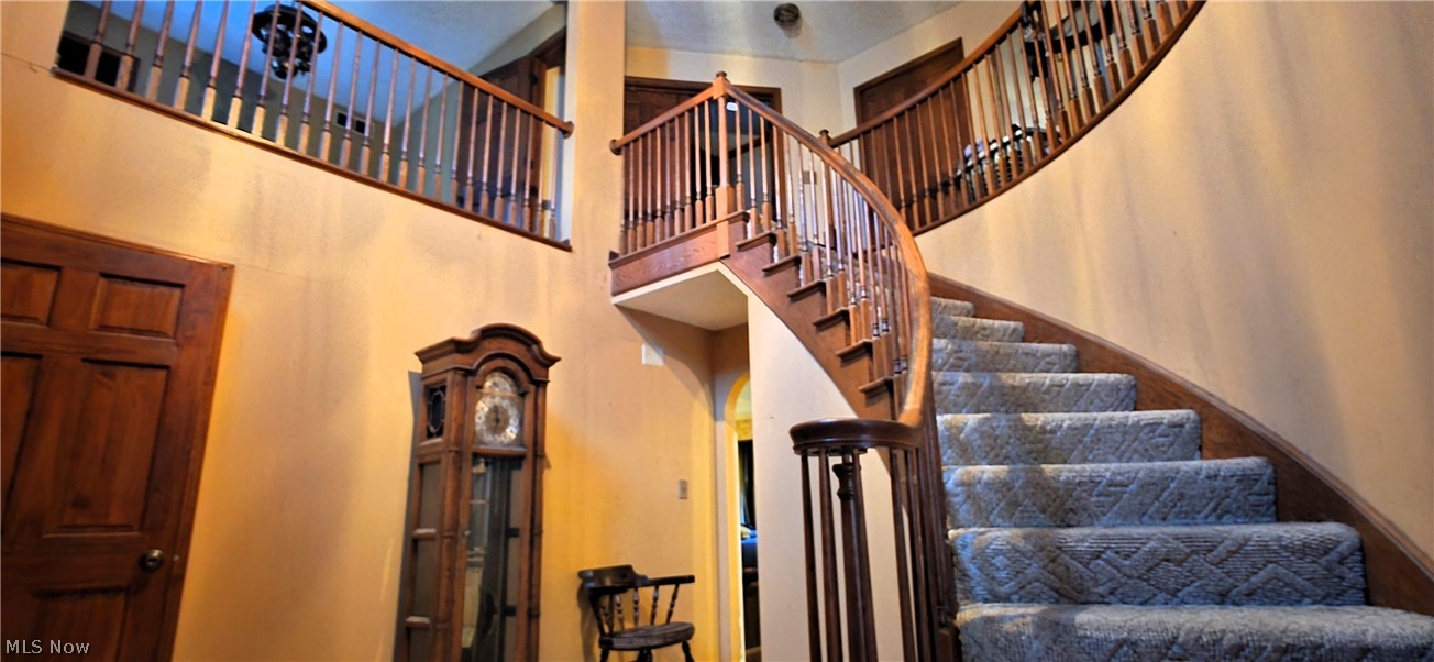 325 Brookshire Oval Hinckley OH 44233