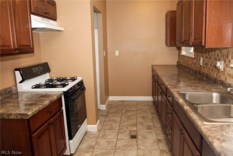 1708 18th Street NW Canton OH 44703