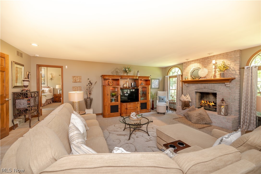 5581 Kingwood Lane Girard OH 44420