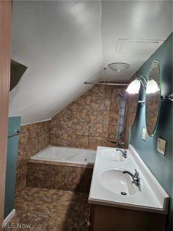 19919 Maple Heights Boulevard Maple Heights OH 44137