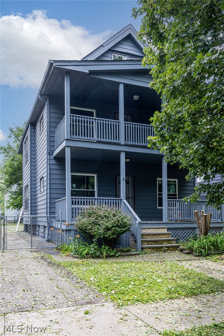 6704 Owosso Avenue Cleveland OH 44105