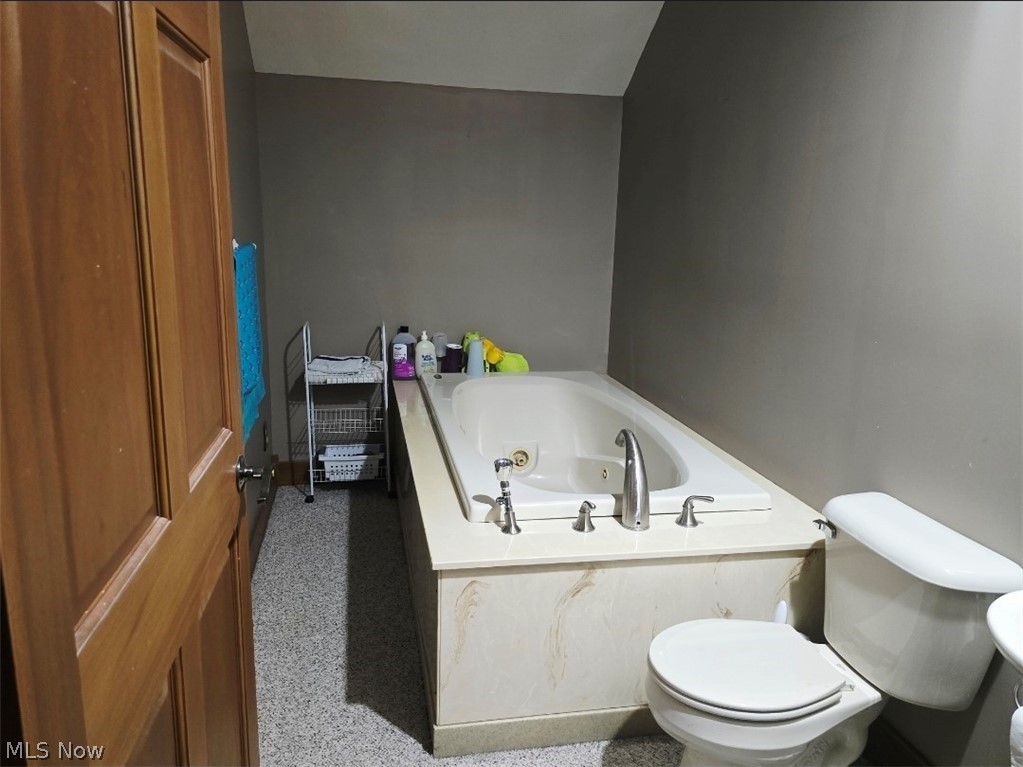 1865 Cassingham Hollow Drive Coshocton OH 43812