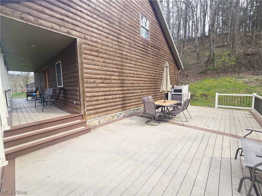 1865 Cassingham Hollow Drive Coshocton OH 43812