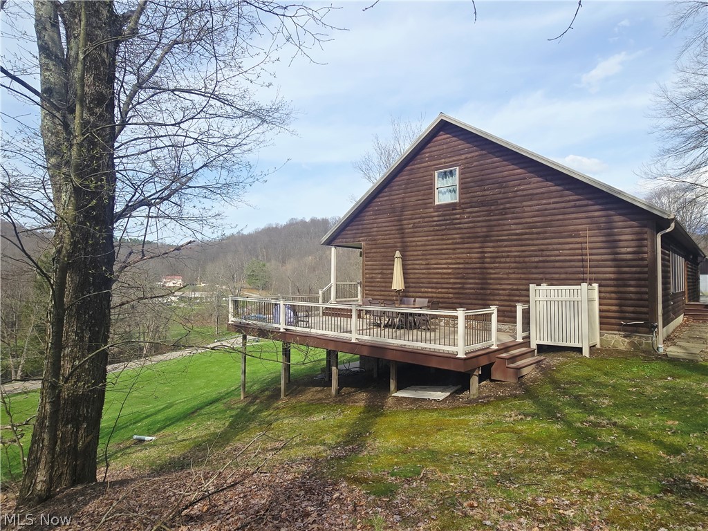 1865 Cassingham Hollow Drive Coshocton OH 43812