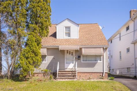 1547 Clermont Road Cleveland OH 44110