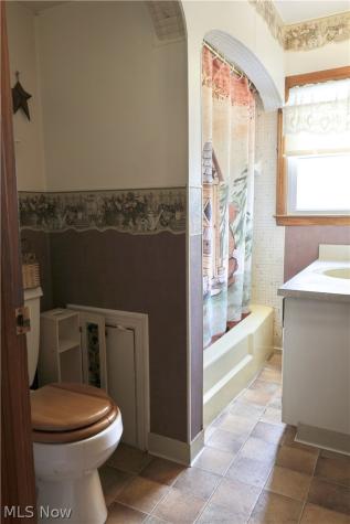 515 Clifton Street Glenmont OH 44628