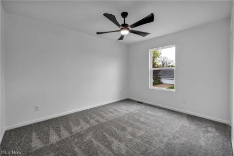 15321 Longvale Maple Heights OH 44137