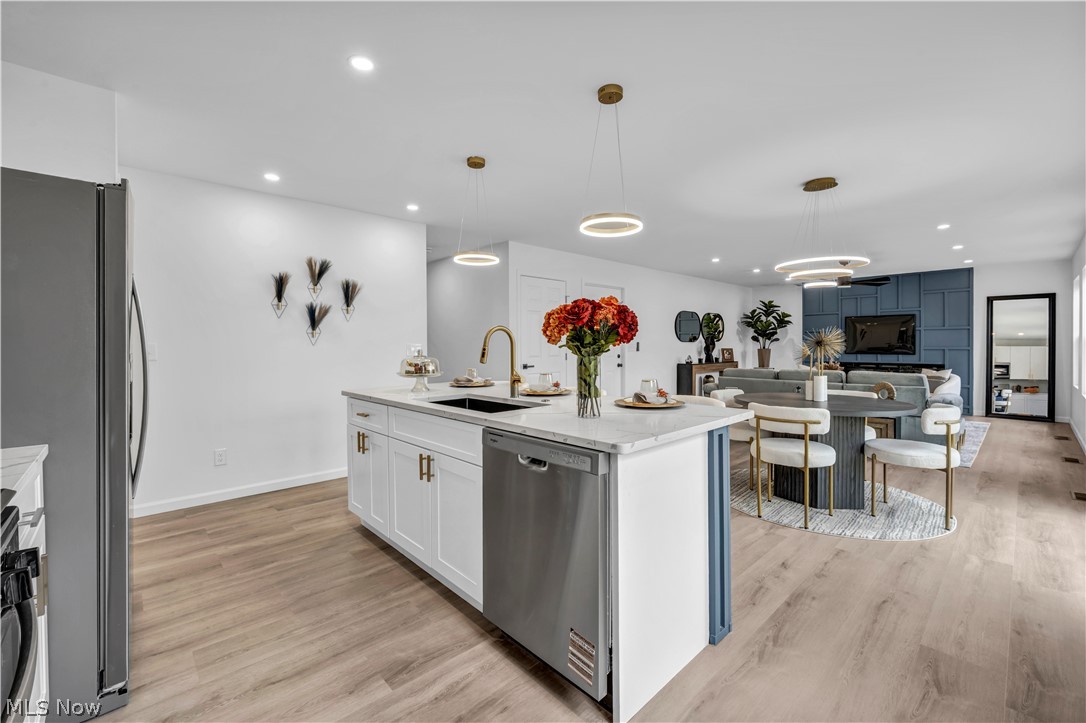 15321 Longvale Maple Heights OH 44137