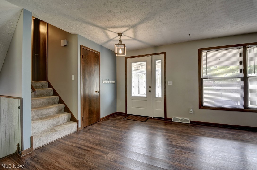 9722 Hess Mill Road NE Bolivar OH 44612