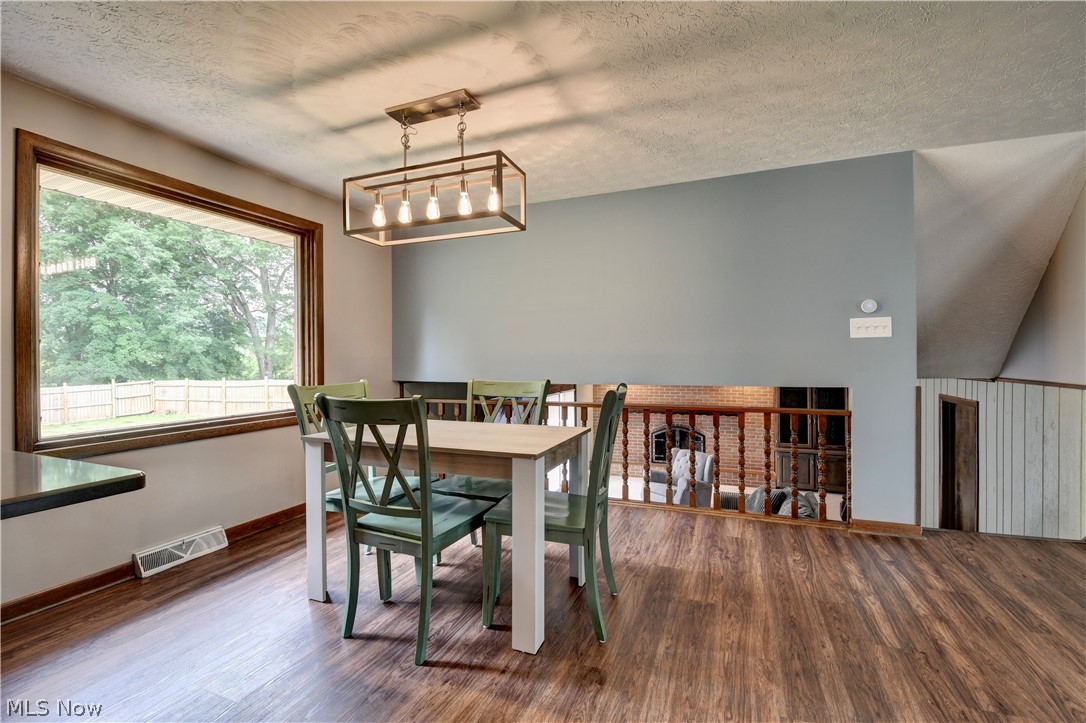 9722 Hess Mill Road NE Bolivar OH 44612