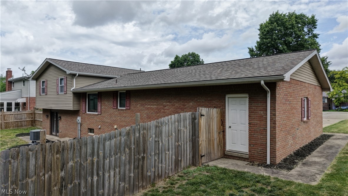 9722 Hess Mill Road NE Bolivar OH 44612