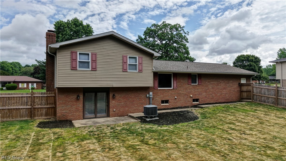 9722 Hess Mill Road NE Bolivar OH 44612