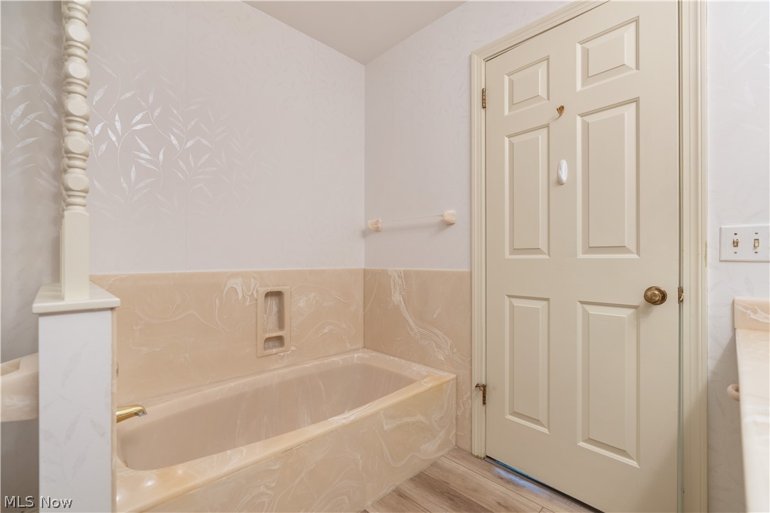 2240 Devonshire Drive NW Canton OH 44708