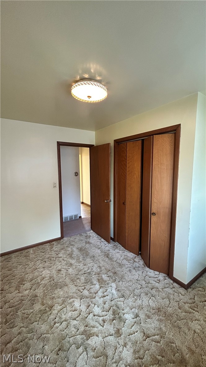 1563 E 196th Street Euclid OH 44117