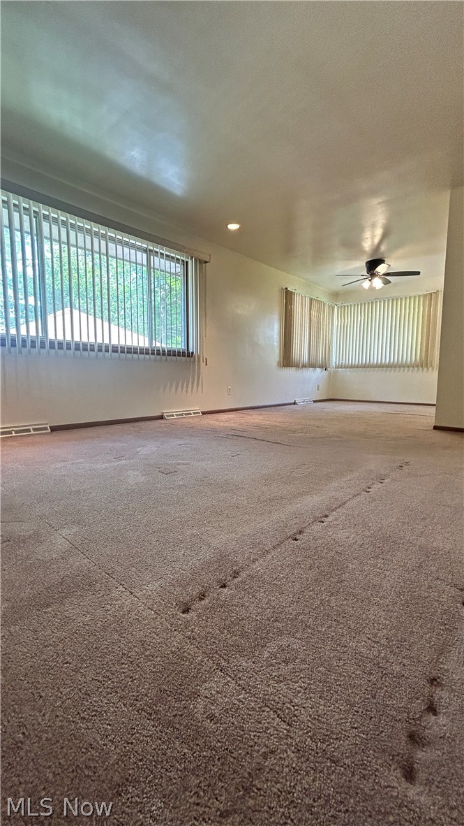 1563 E 196th Street Euclid OH 44117