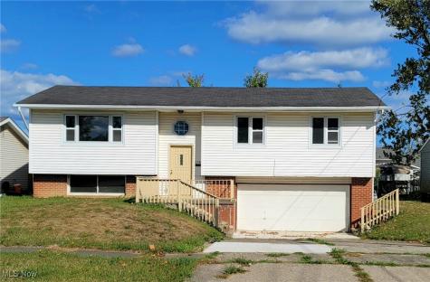 1951 E 39th Street Lorain OH 44055