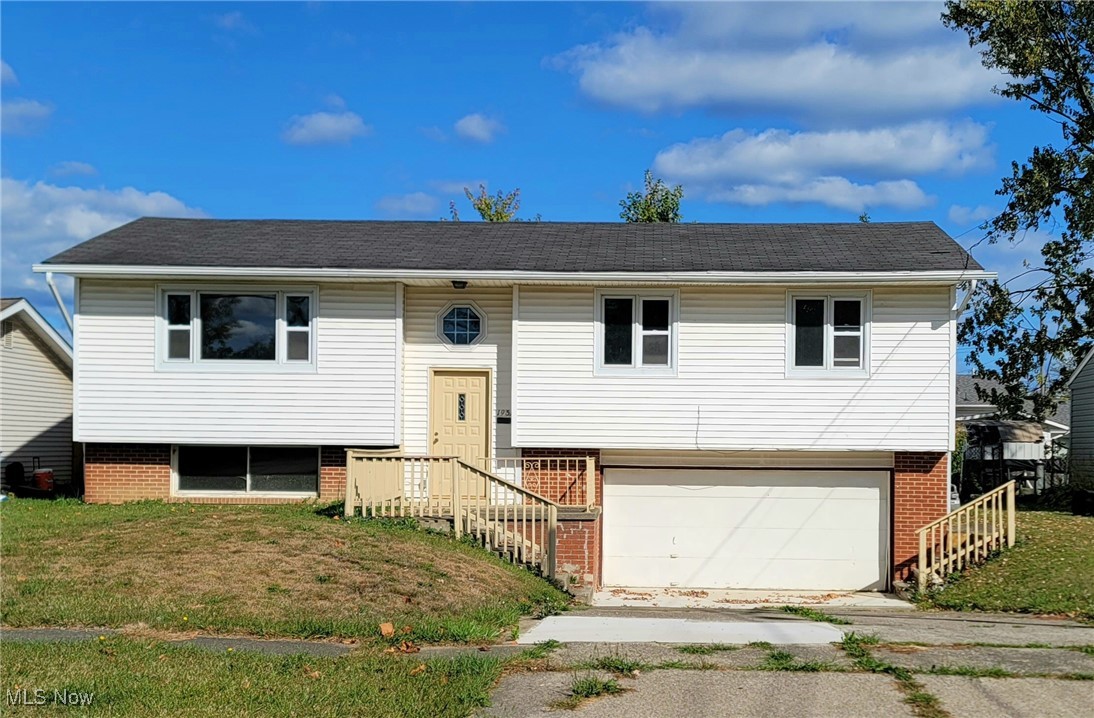 1951 E 39th Street Lorain OH 44055