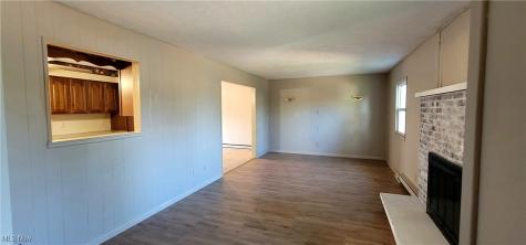 1951 E 39th Street Lorain OH 44055