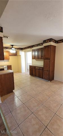 1951 E 39th Street Lorain OH 44055
