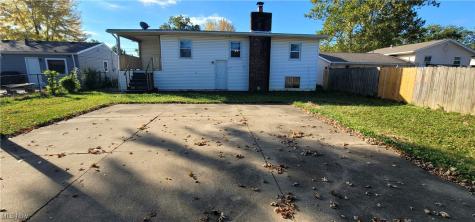 1951 E 39th Street Lorain OH 44055