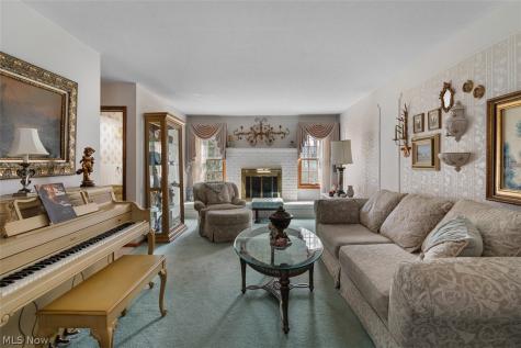 525 Narragansett Drive Tallmadge OH 44278