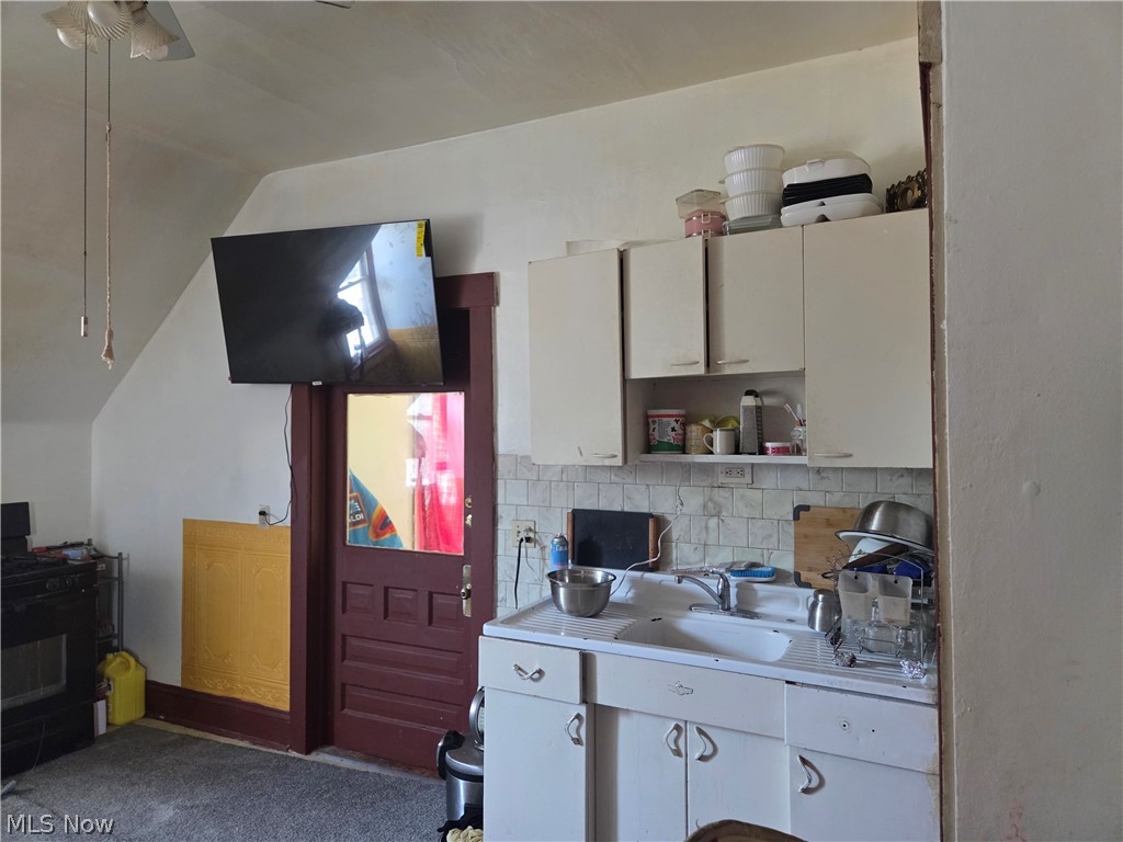10918 Oliver Road Cleveland OH 44111