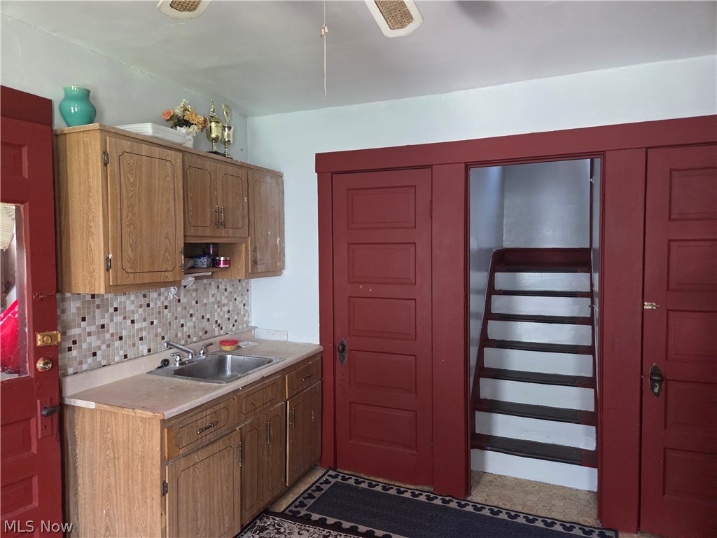 10918 Oliver Road Cleveland OH 44111