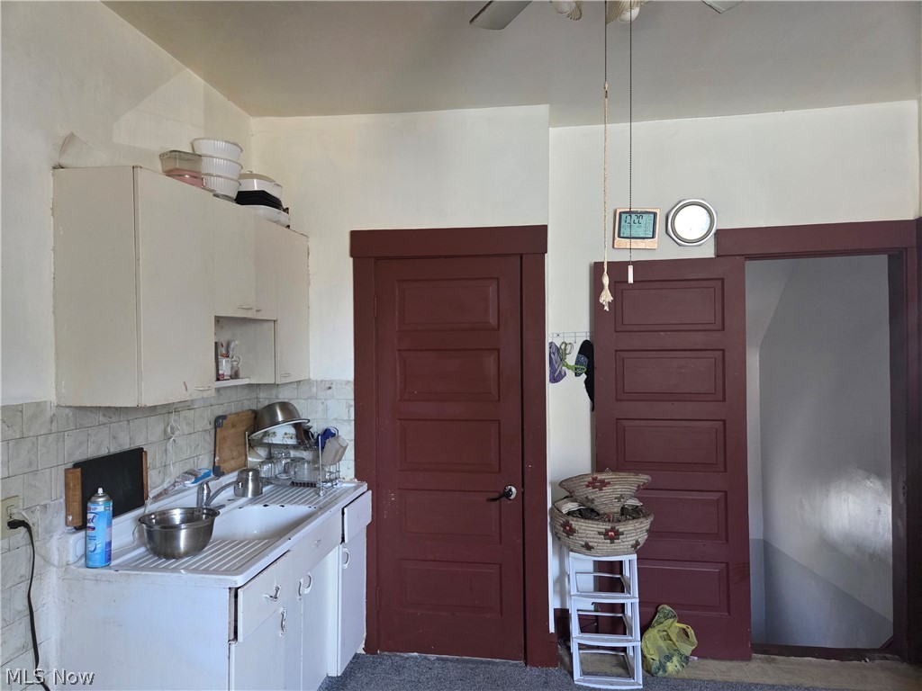 10918 Oliver Road Cleveland OH 44111